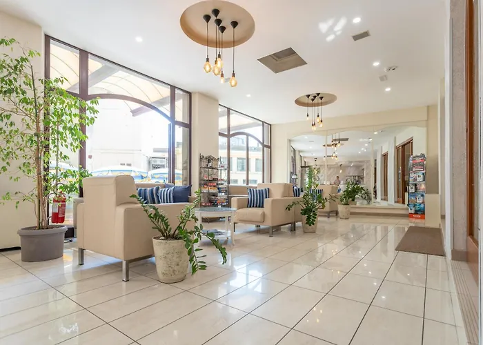 King 3* רימיני