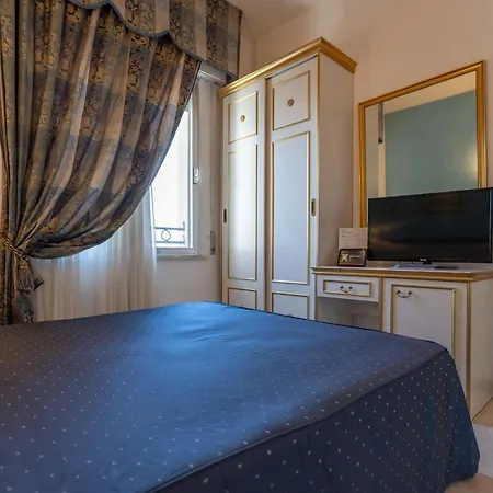King 3* Rimini