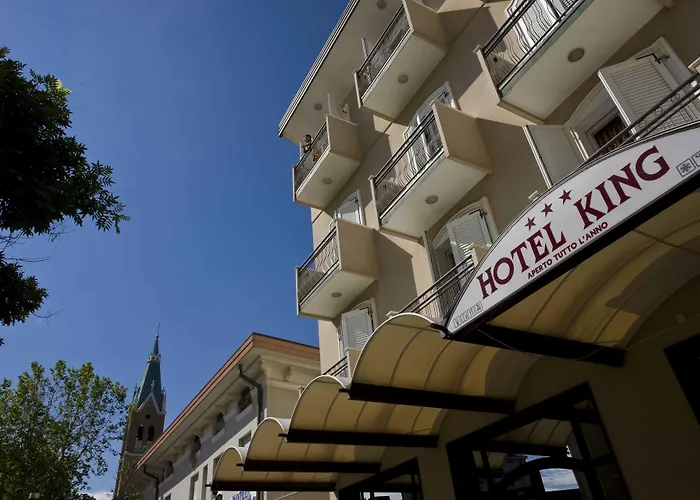 King 3* ريميني